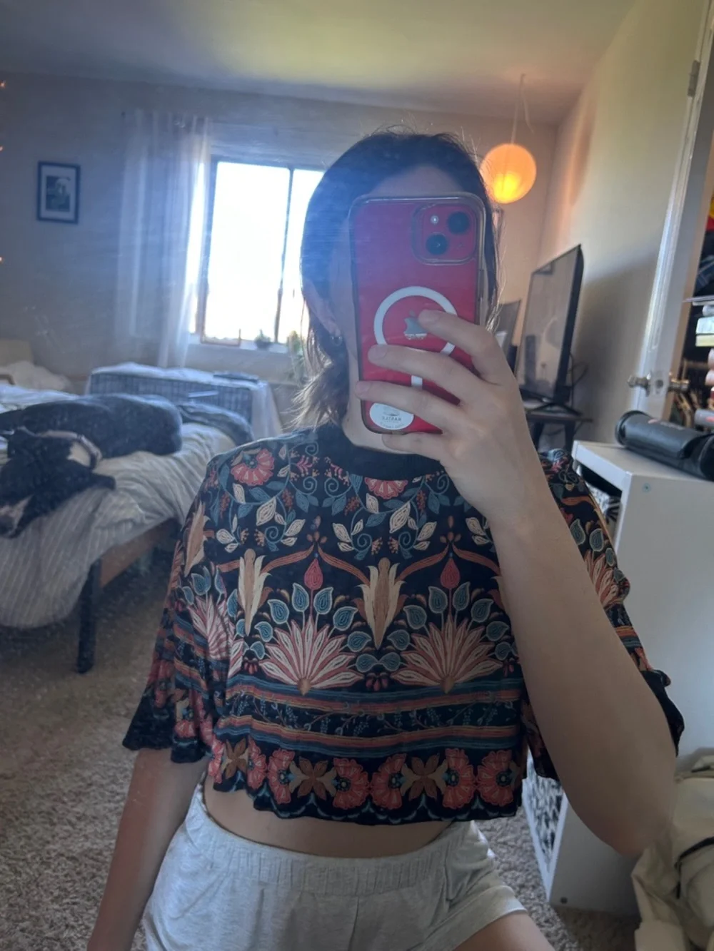 Farm Rio Floral Cropped Top - Picture 5 of 6